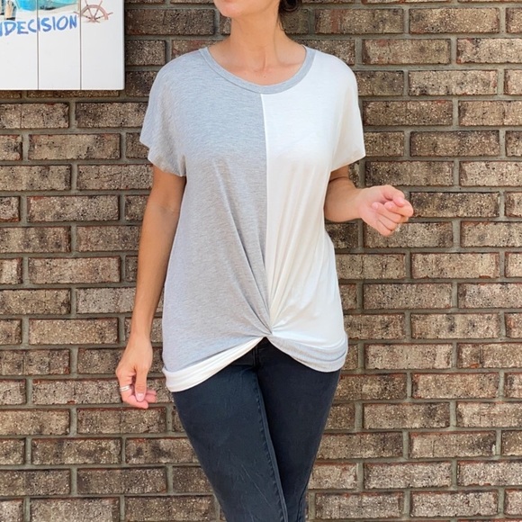 Color Block Twist Front Top - Picture 3 of 4